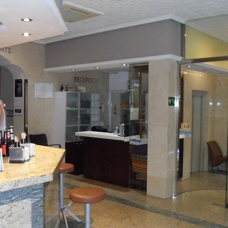 Hostal Coruna Astorga Extérieur photo