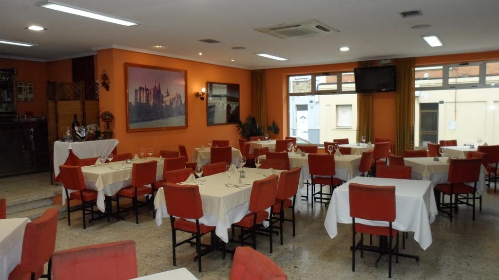 Hostal Coruna Astorga Extérieur photo