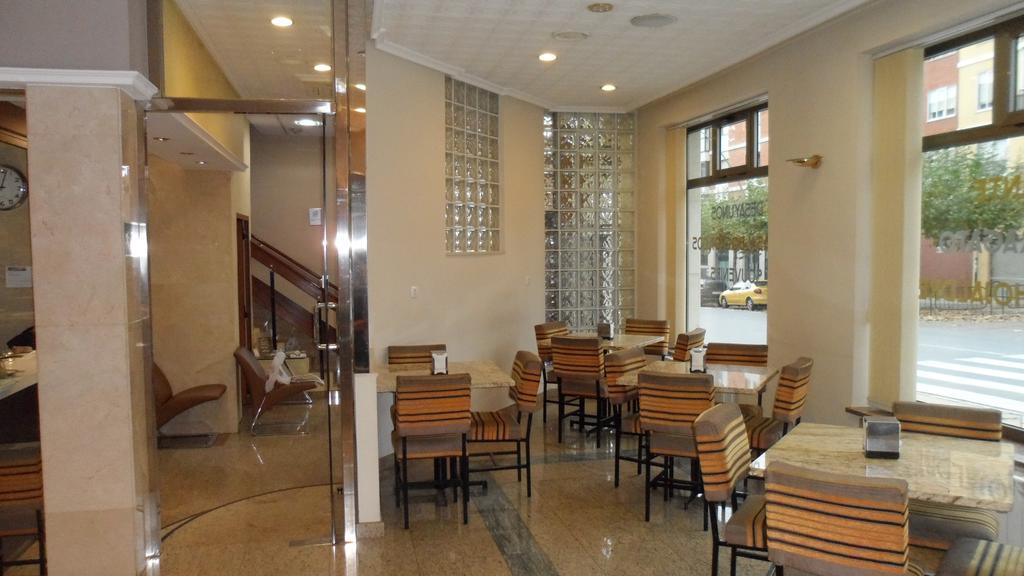 Hostal Coruna Astorga Extérieur photo