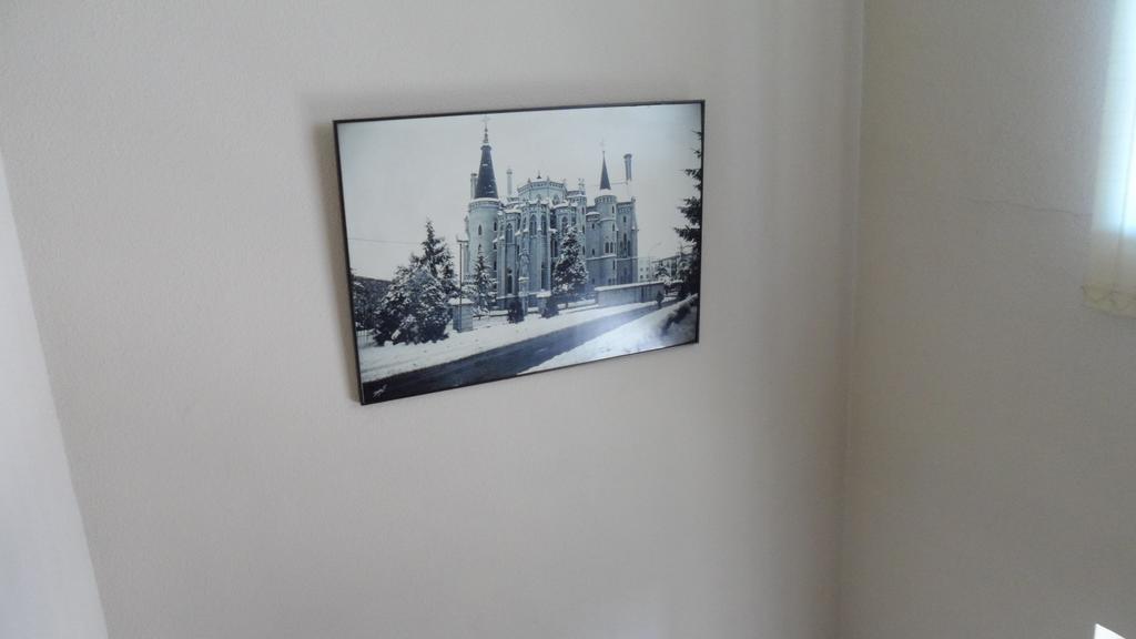 Hostal Coruna Astorga Extérieur photo