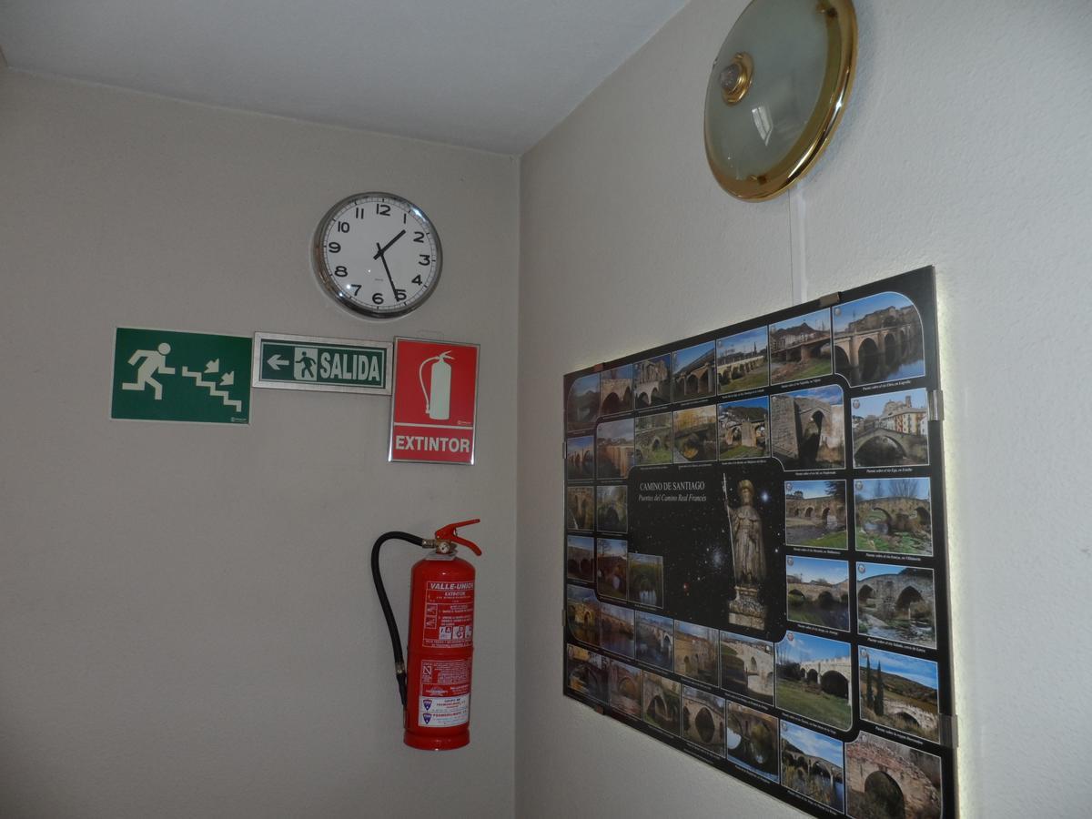Hostal Coruna Astorga Extérieur photo