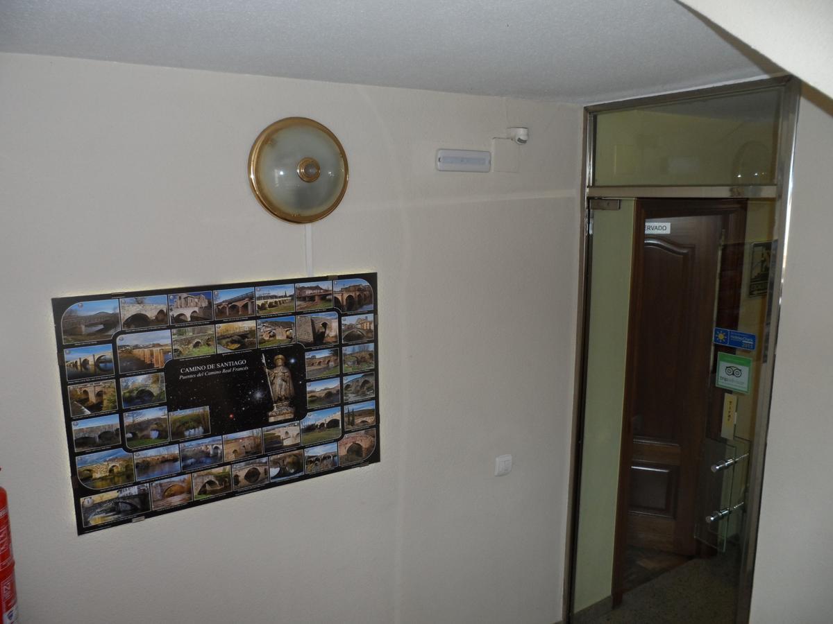 Hostal Coruna Astorga Extérieur photo