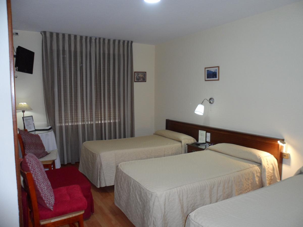 Hostal Coruna Astorga Extérieur photo