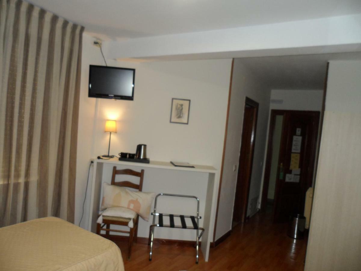 Hostal Coruna Astorga Extérieur photo