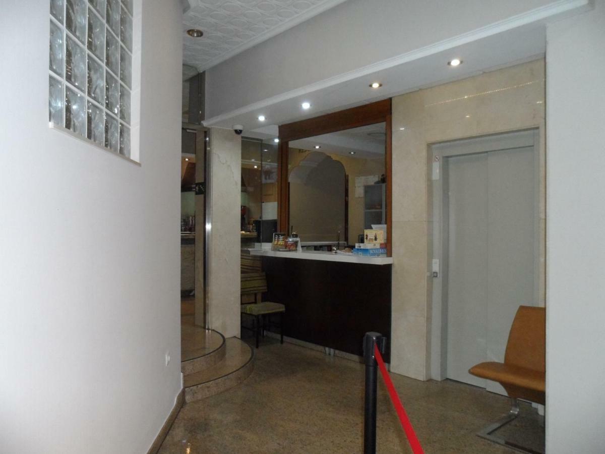 Hostal Coruna Astorga Extérieur photo